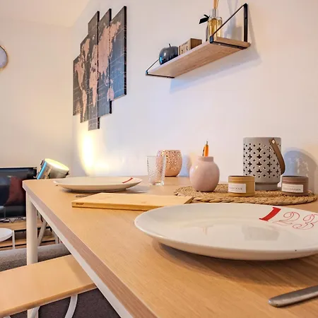 Le Petit Schilick - Proche Tram - Arrivee Autonome - Commerces A Proximite *